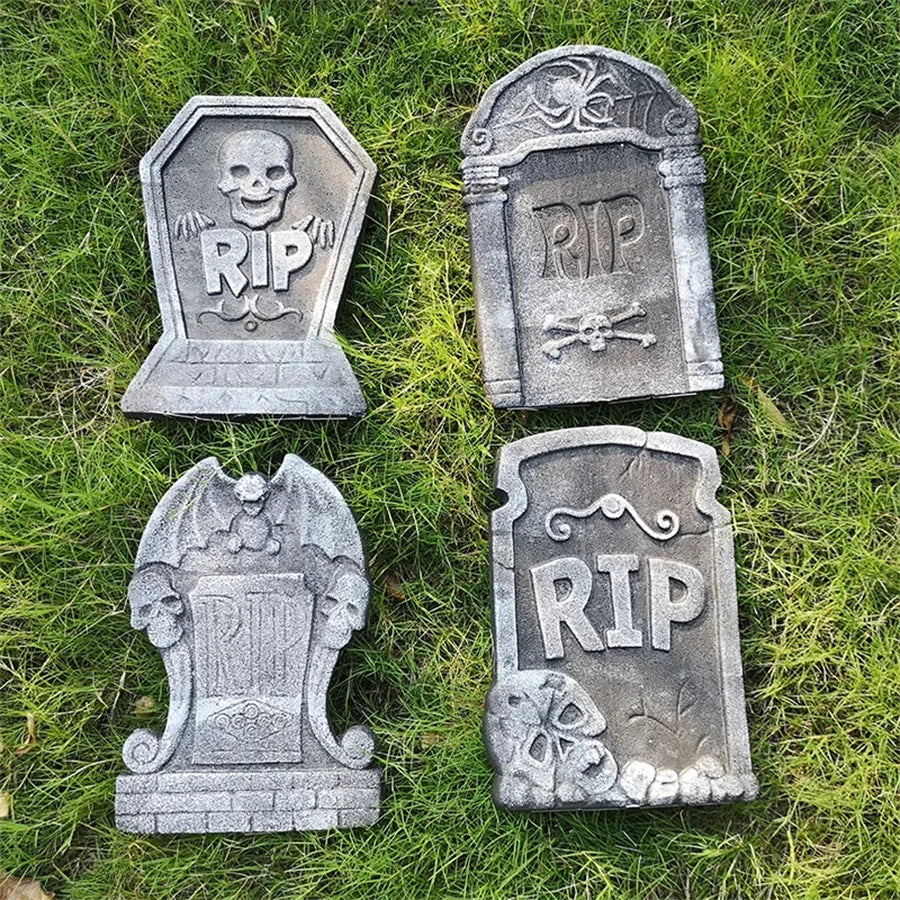 "GraveMarker™ RIP Tombstone Set (4pcs)